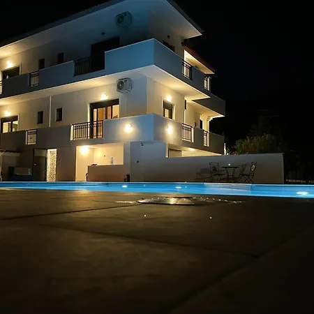 Apartment 2 Macky Ground Floor Ano Almiri